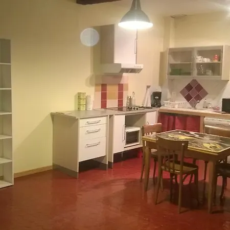 Appartement Dans Village Medieval *